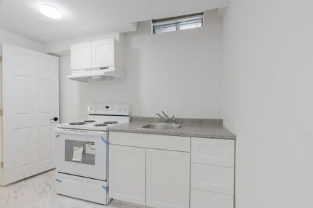 For Lease - 48 Lawndale Crescent Unit# Lower, Brampton, Ontario - Photo 3