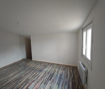 Location Appartement 2 pièces 48m² ST GILLES 30800 - Photo 1