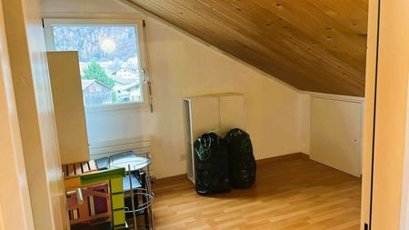 Schöne 4-Zi.-DWG mit prächtiger Weitsicht in Domat/Ems - Photo 5