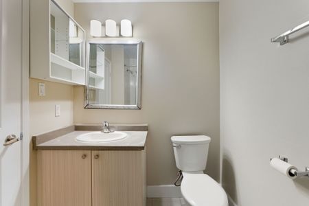 For Lease - 149 MAIN Street Unit# 101, Hamilton, Ontario - Photo 4