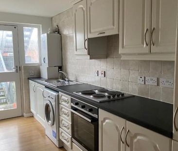 52 Castlereagh Street, Belfast, BT5 4NH - Photo 2