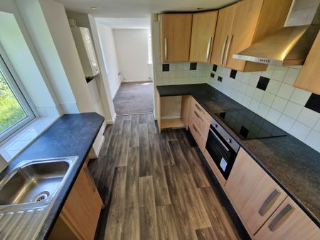 19 Hilltop Avenue - Photo 4