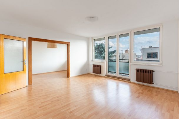 Pronájem domu 200 m² s pozemkem 434 m² - Photo 1