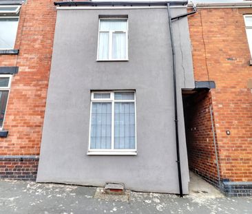 2 bedroom terraced house to rent - Photo 3