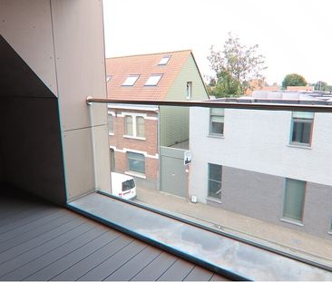 Ruim Duplex-Appartement met Terras en Autostandplaats te huur in To... - Photo 3