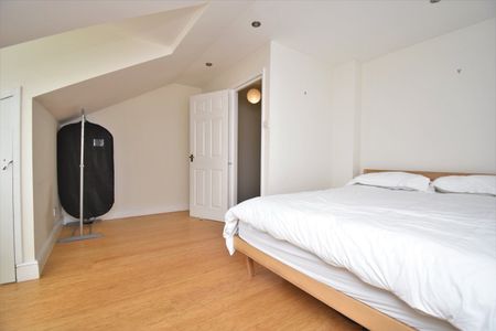 Cressingham Road, London, SE13 - Photo 5