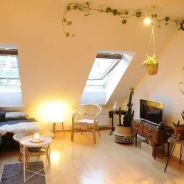 Wunderschöne 2-Zimmer Dachgeschoßwohnung mit Terrasse, Nähe AKH, absolute Hofruhelage! - Foto 1