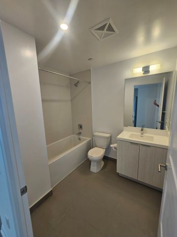 For Lease - 50 Dunfield Avenue Unit# 3019, Toronto, Ontario - Photo 4