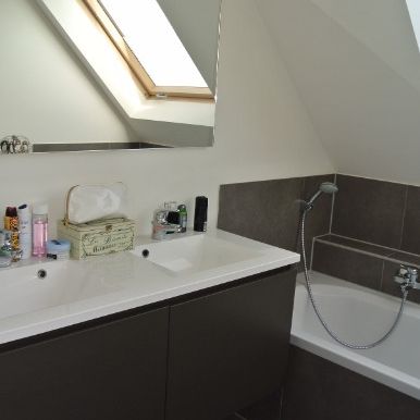 Halfopen woning te huur te Westrozebeke - Photo 1