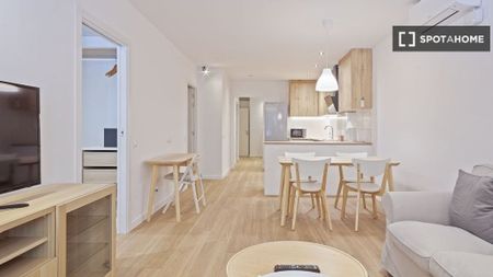 3 room luxury Flat for rent in Barcelona, Spain - Photo 5