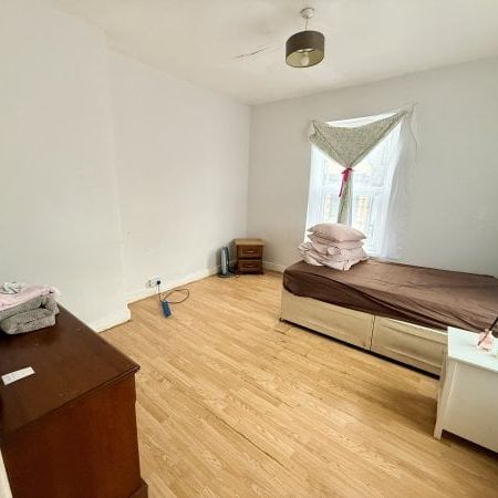 Monks Road, Lincoln, LN2 5HX, Property for rent - Photo 1