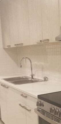 Fairview court Holdings - Photo 1