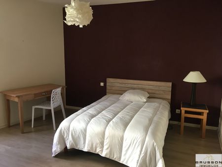 Location Appartement 4 pièces 106m² CASTRES 81100 - Photo 5