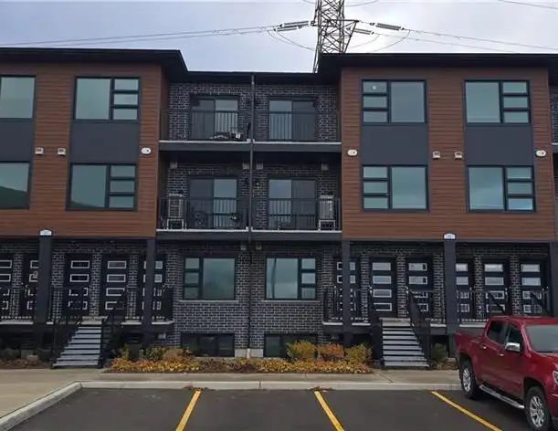 118 GRAVEL RIDGE Trail Unit# F02 — 3 Bedroom - Photo 1