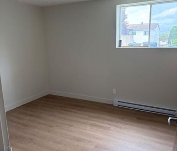 Logement 4 1/2 à louer 1050$ mois - Photo 2