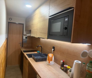 Pronájem bytu 1+kk • 33 m² bez realitkyKarlovarská, Řevničov - Řevn... - Photo 1