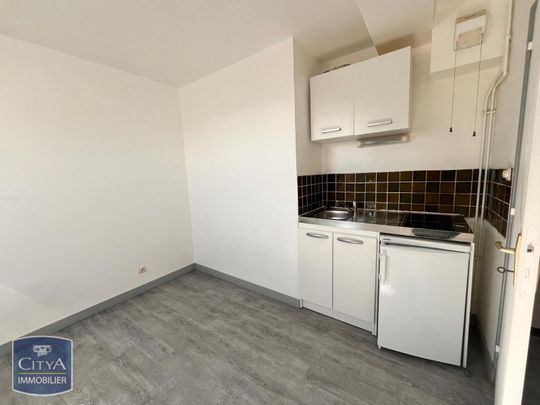 Location Appartement 1 pièce 13m² LAVAL 53000 - Photo 1