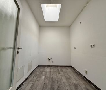 2 Zimmer • im Dachgeschoss • mit Oberlicht • Tiefgarage möglich • i... - Photo 1