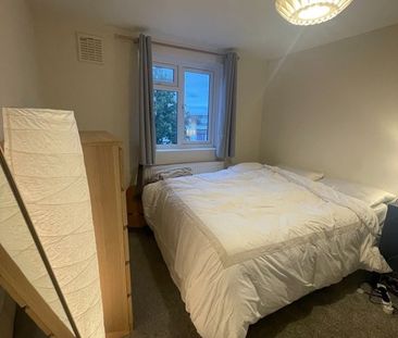 Room in a Shared House, Ashchurch Terrace, W12 - Photo 3