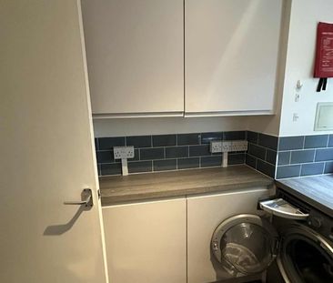 2 Bed Flat, Sandham Court, SW4 - Photo 4