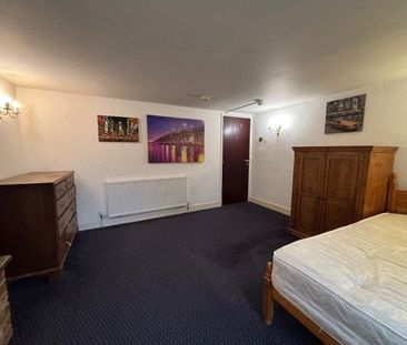 Hollingwood Hall, Chesterfield, S43 - Photo 5