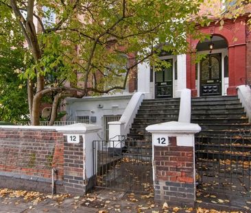 2 Bedroom Flat To Let - Photo 1