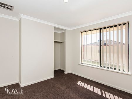 14 Bethwyn Circuit, Madeley WA 6065 - Photo 5