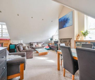 3 bedroom flat to rent - Photo 2