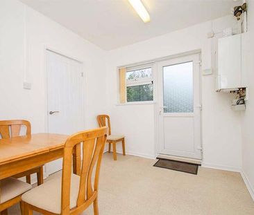3 bedroom terraced house to rent - Photo 4