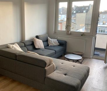 Helle 2- Zimmerwohnung mit Balkon in Düsseldorf Oberbilk - Foto 4