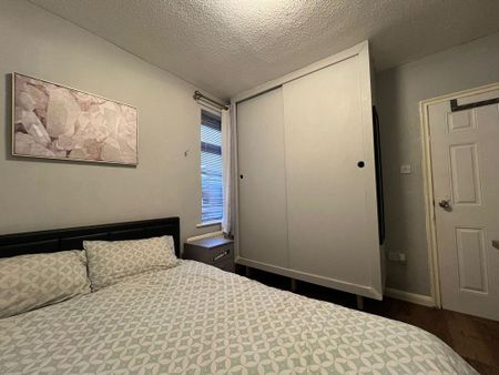 1 bedroom property to rent - Photo 5