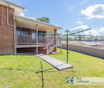 6 Graysynd Circuit, Cameron Park NSW 2285 - House For Rent | Domain - Photo 5