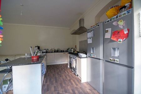 Room 5, Rawcliffe Holt, Rawcliffe Lane - Photo 5