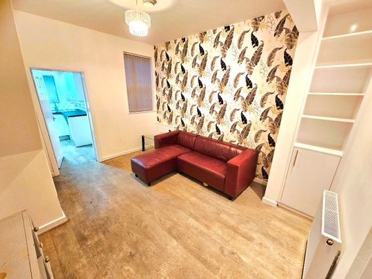 Thorn Grove, Fallowfield, Manchester, M14 - Photo 1