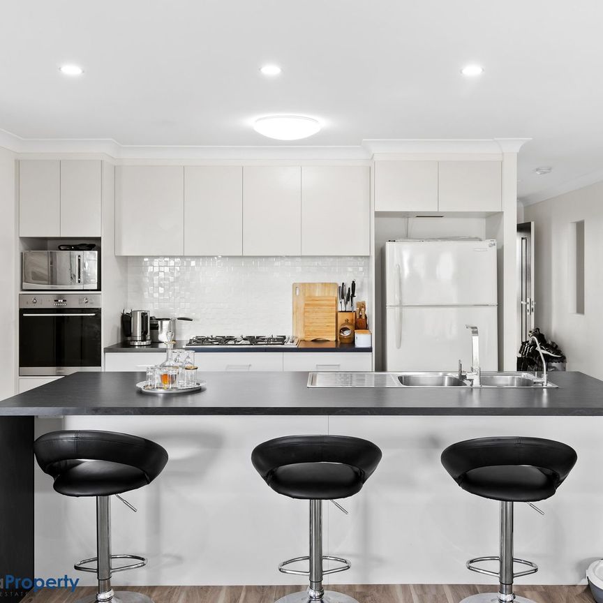 Immaculately Presented 4 Bedroom Family Home + Media & Study! - Photo 1