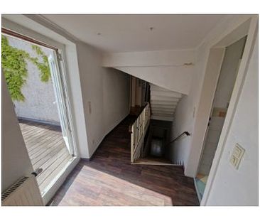 56179 Vallendar:Renovierte Altbauwohnung mit 6 Zimmern, Küche, 2 Bädern, Balkon, Stellplatz - Photo 6