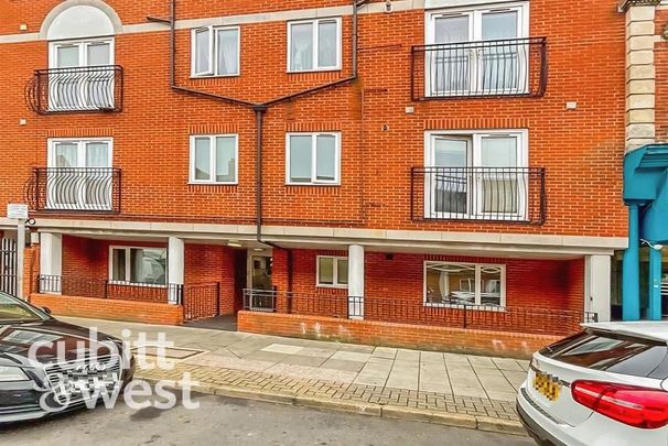 2 bedroom apartment to rent - Photo 1