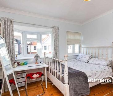 Upper St. Michaels Road, Aldershot, Hampshire, GU11 - Photo 5