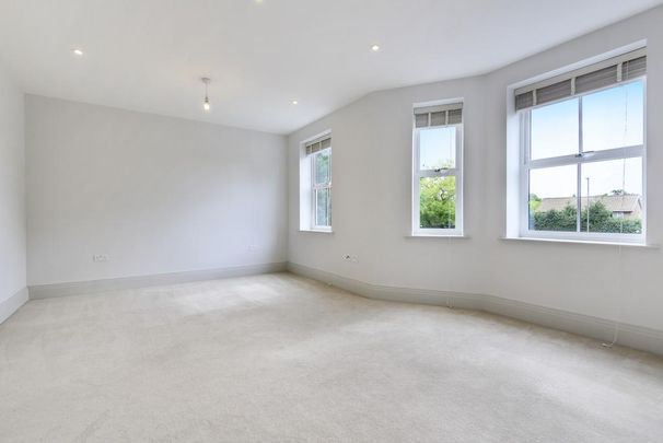 5 bedroom terraced house to rent - Photo 1