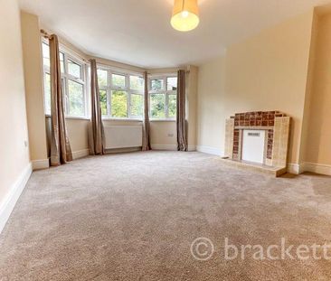 4 bedroom semi-detached house to rent - Photo 2