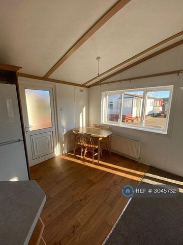 2 bedroom mobile home to rent - Photo 4