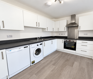 2 bedroom flat to rent - Photo 5