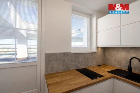 Pronájem bytu 1+1, 30 m - Photo 2