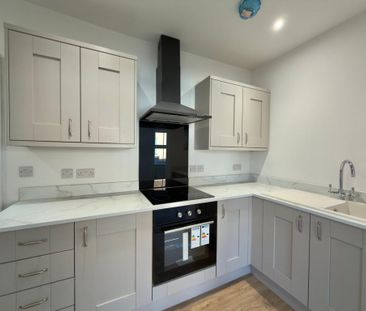 2 bedroom maisonette to rent - Photo 5
