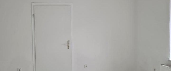 Recklinghausen Hochlarmark 50qm 2.OG 2 Zimmer 1 Küche 1 Bad - Foto 1