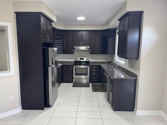 For Lease - 704 ARTHUR PARKER Avenue, Woodstock, Ontario - Photo 1