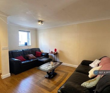 4 bedroom terraced house to rent - Photo 1