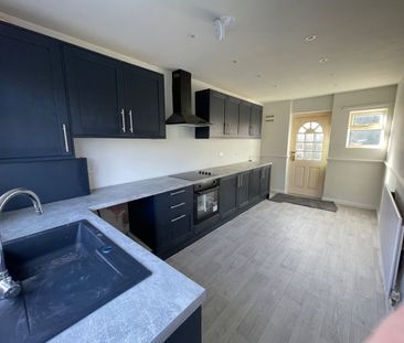 3 Bed Semi-Detached House, Middleton Road, LS10 - Photo 6