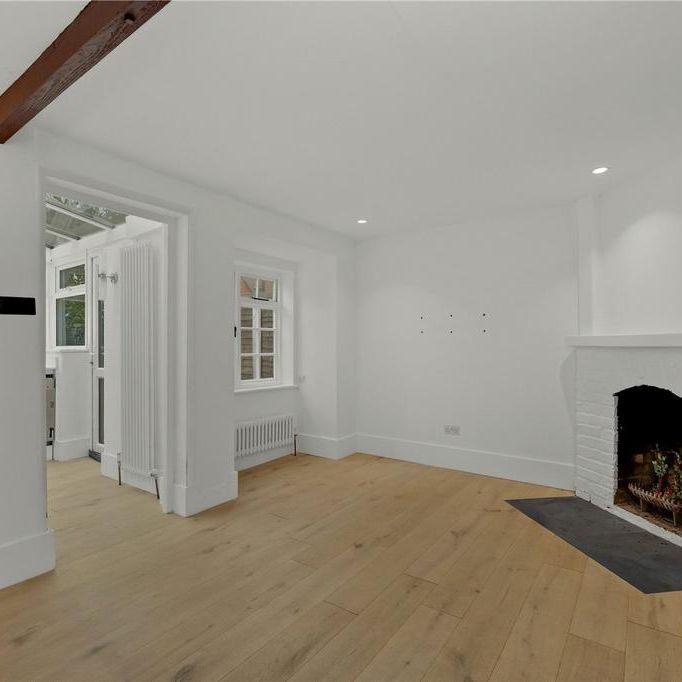 2 bedroom terraced house to rent - Photo 1