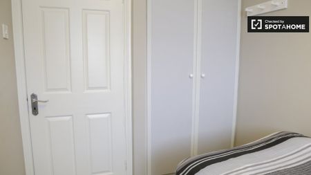 Bed for rent in 4-bedroom house, Stoneybatter, Dublin - Photo 3